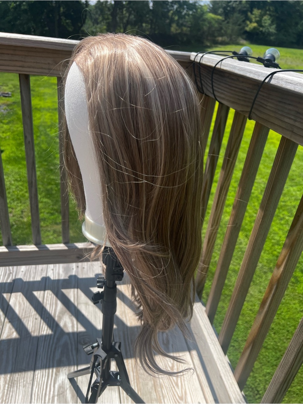 21 Inches long Brown/Blonde Highlights Wig - Picture 16 of 16